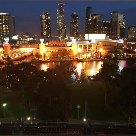 Апартаменти Melbourne River Views Екстер'єр фото