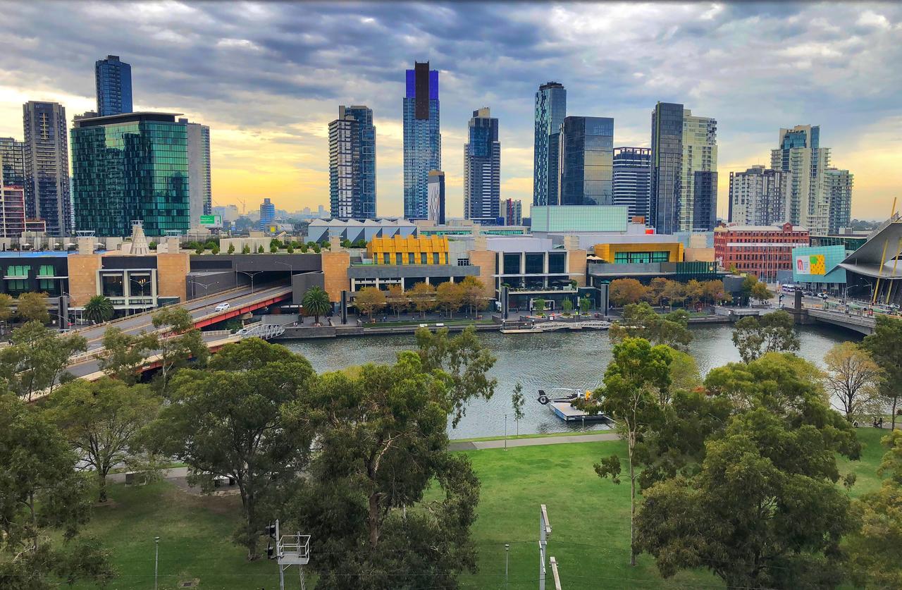 Апартаменти Melbourne River Views Екстер'єр фото